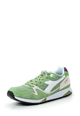 Diadora  V7000 NYL II